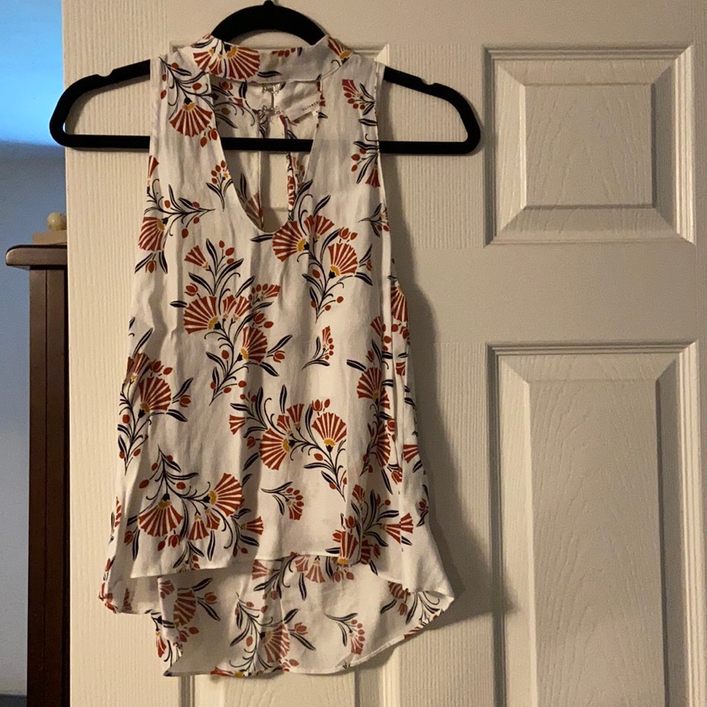 Olivaceous Boutique Tank Top Medium